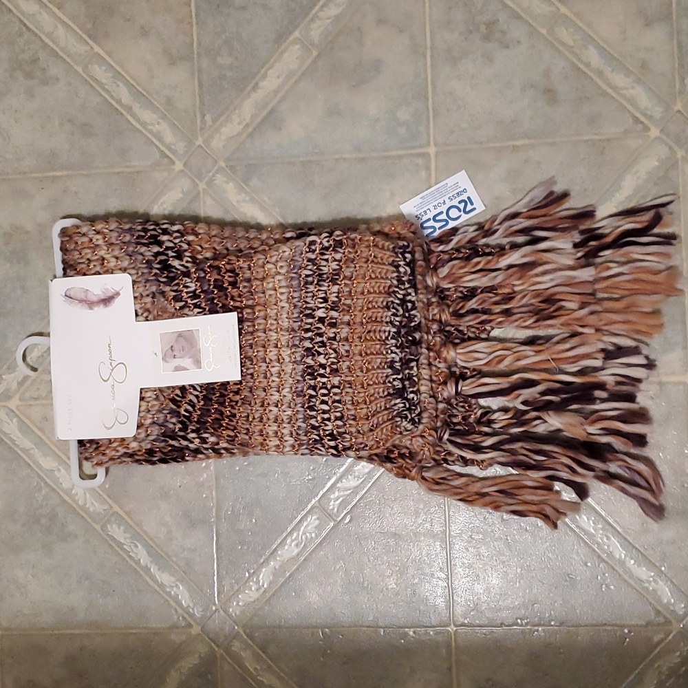 Jessica Simpson Oblong Scarf & Beanie Knitted Gift Set